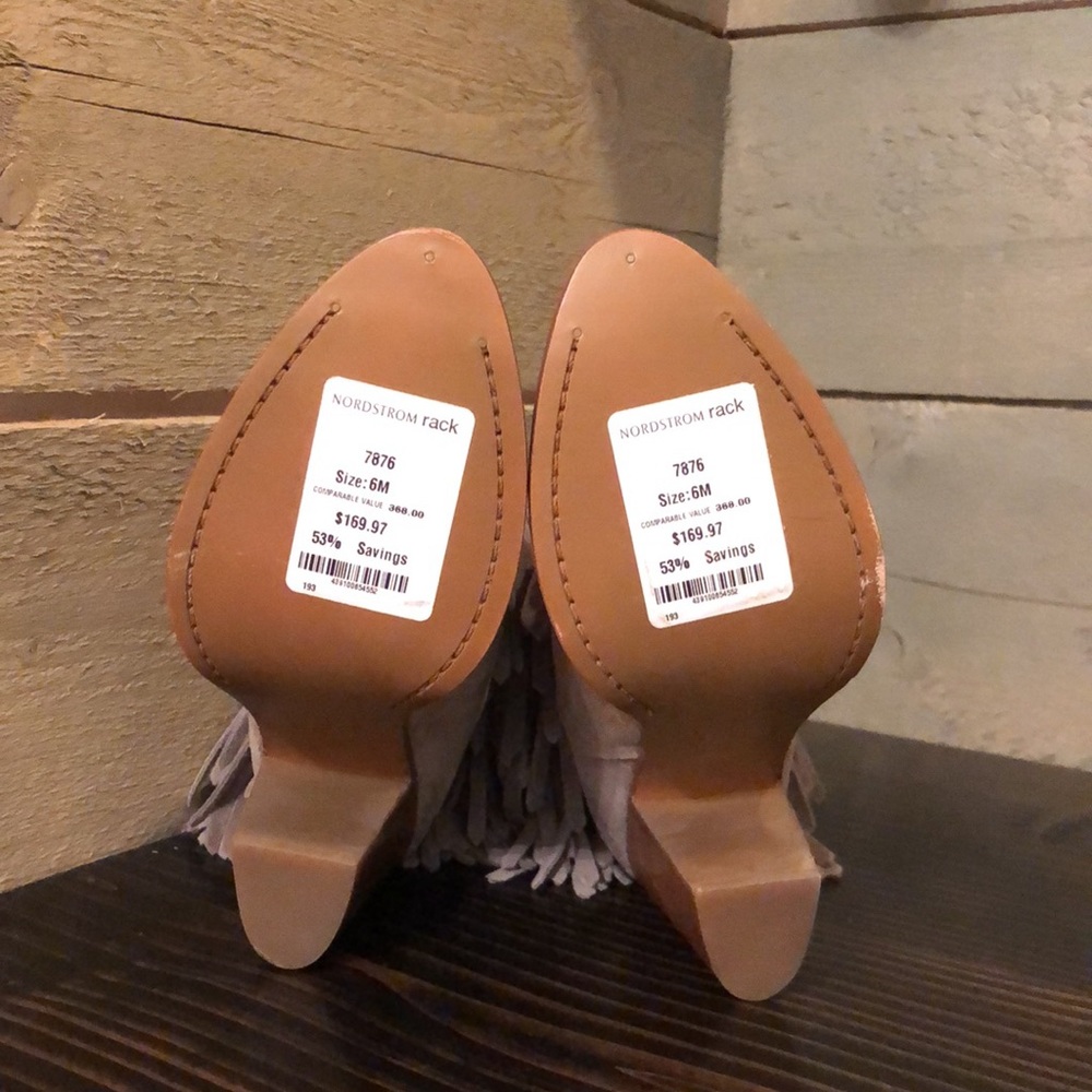 NWT Frye Llana Fringe Bootie - Picture 8 of 16